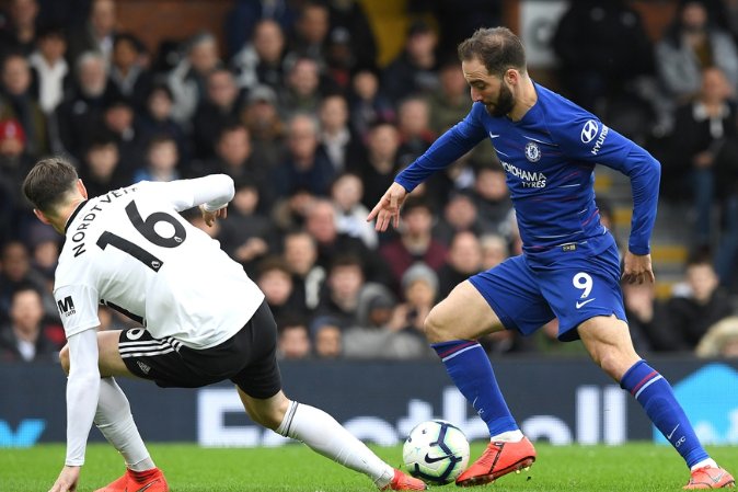 伊朗前锋塔雷米欧冠赛场攻破皇马大门！成为第二位攻...