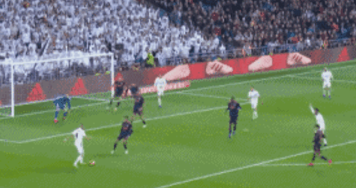 世体：巴萨否认了有意引进凯恩的报道，目前没和任何球员接触